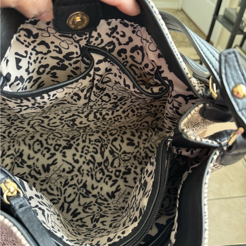 GUC Jessica Simpson Bag - Picture 4 of 5